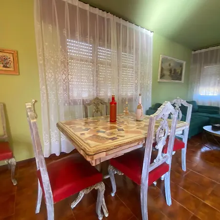 La Casa De * Valinas